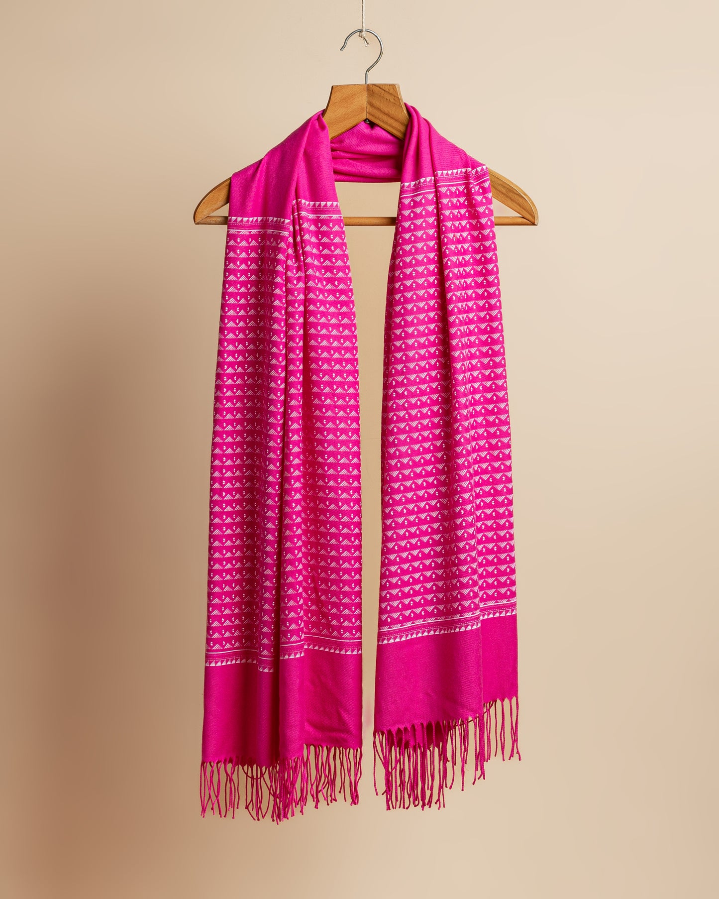 Sciarpa casual color rosa orchidea stampata a mano con frange
