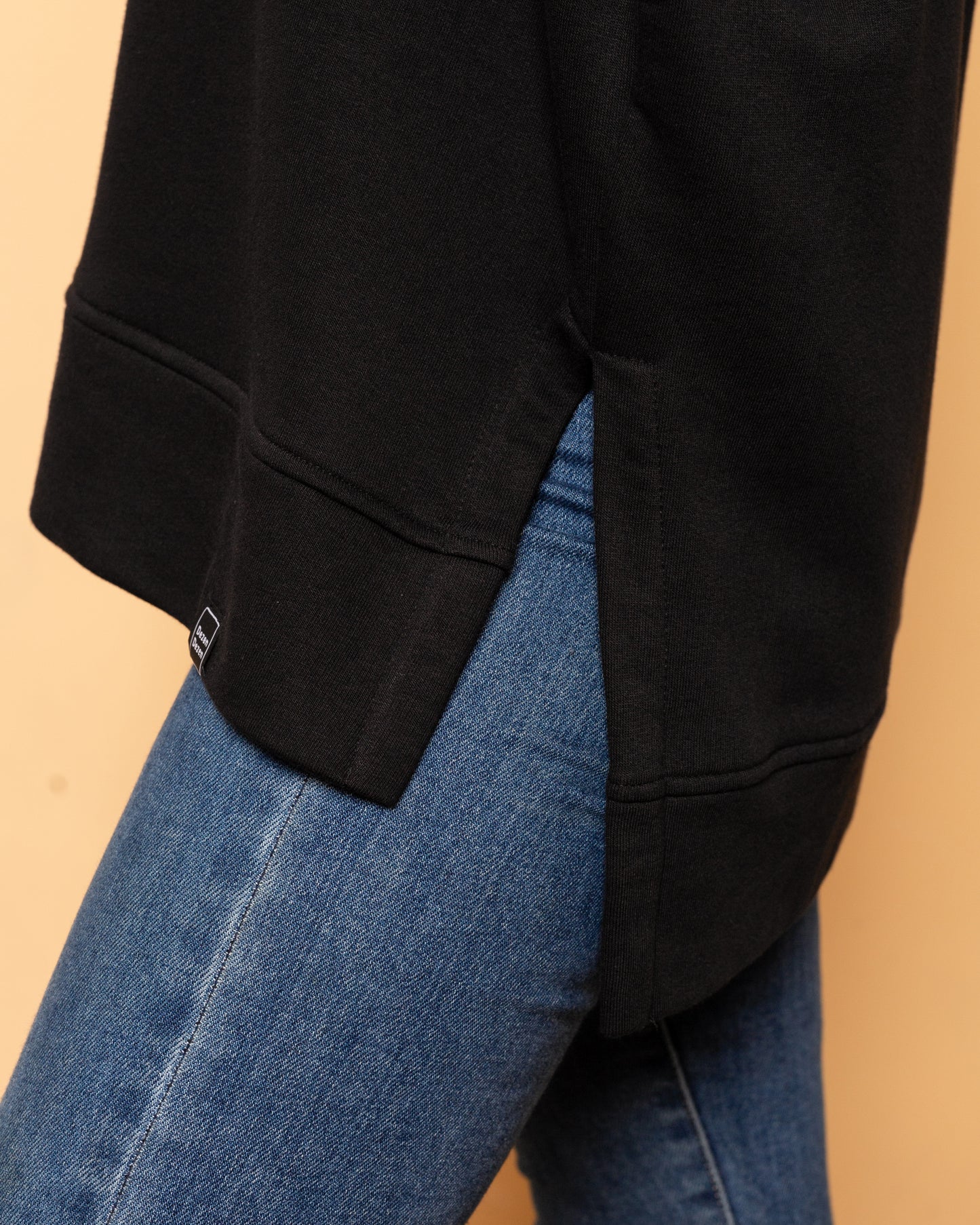 Women's Black Oversize Crewneck Sweatshirt