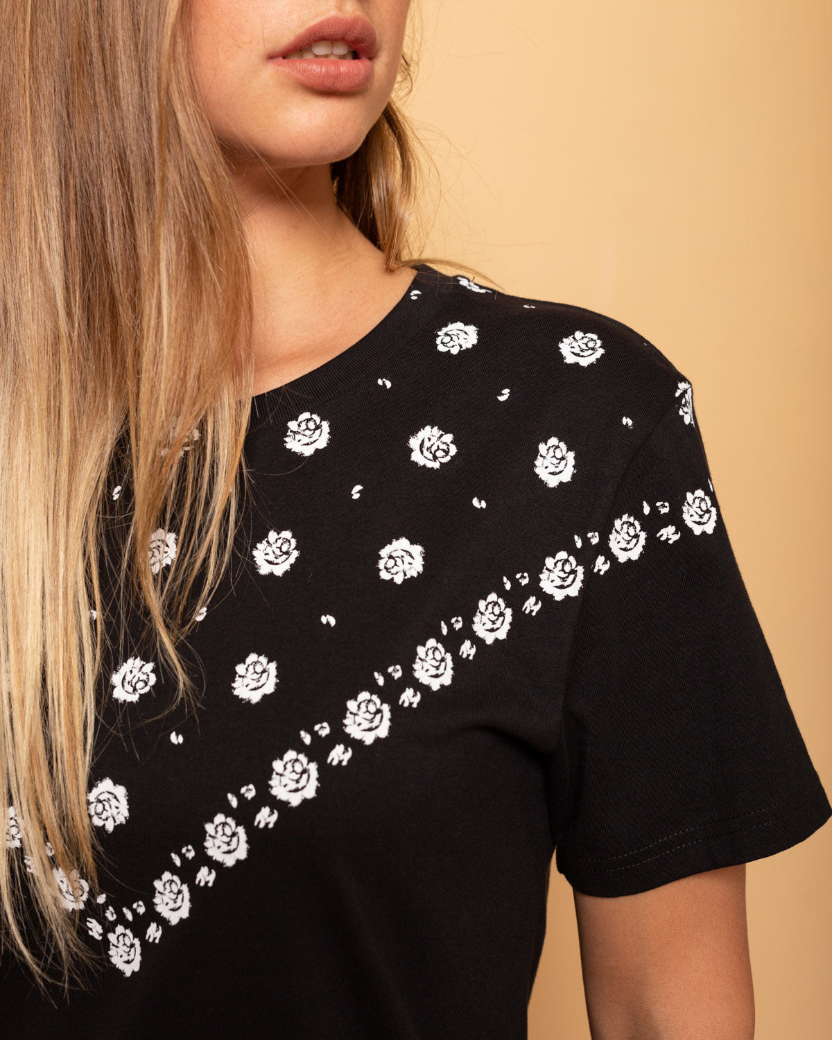 T-Shirt dress stampato a mano — 002