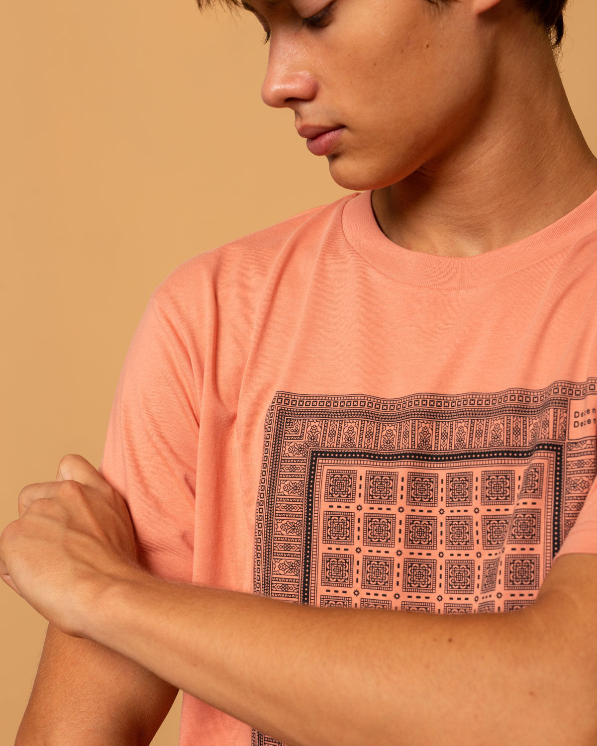 T-Shirt con stampa Bandana — Rosa