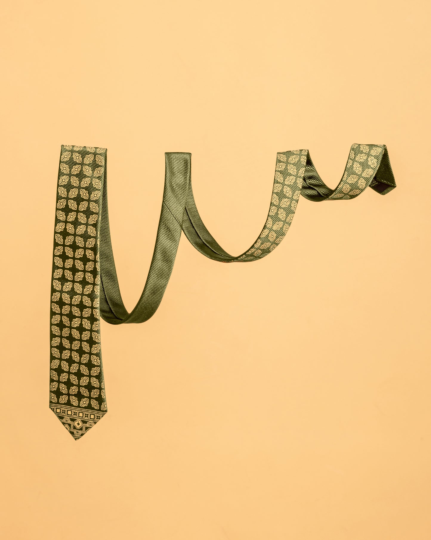 Cravatta in Seta Verde Oliva stampata a mano
