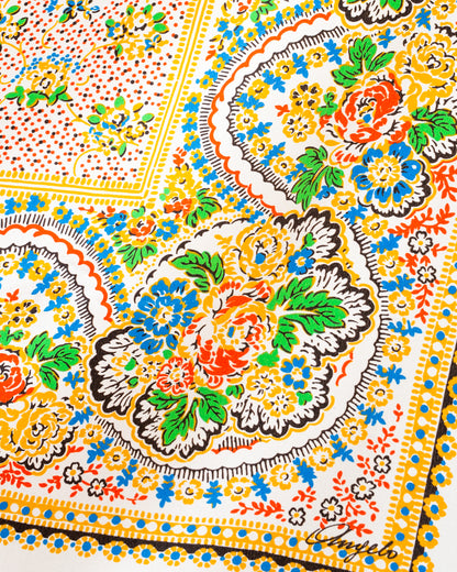 Foulard in seta Bianco con motivi floreali colorati tradizionali dei Balcani